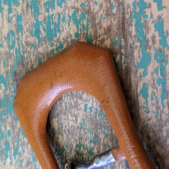 Bundle of 4 Vintage Buckles - Wood, Lucite, Faux Leather Tight Top, Cardboard - Picture 7 of 14